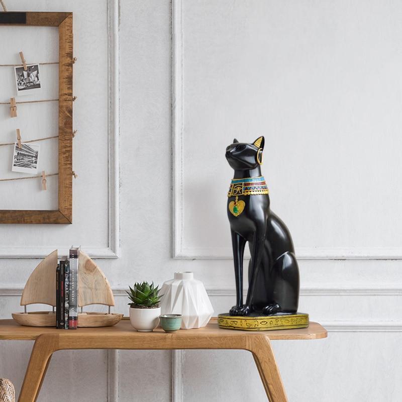 Escultura de Gato do Antigo Egito Bastet