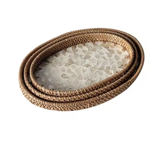 Tabuleiro de Servir Oval Luxe em Rattan e Madrepérola