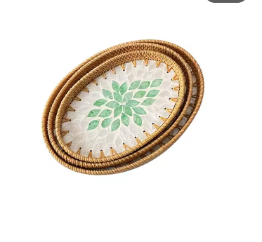 Tabuleiro de Servir Oval Luxe em Rattan e Madrepérola