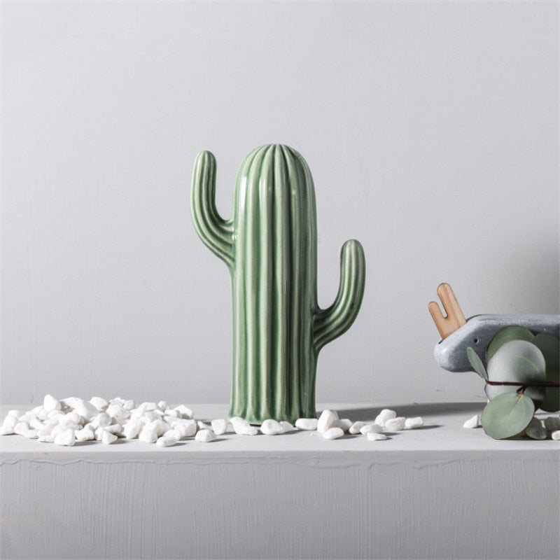 Escultura de Cato em Cerâmica Verde Saguaro