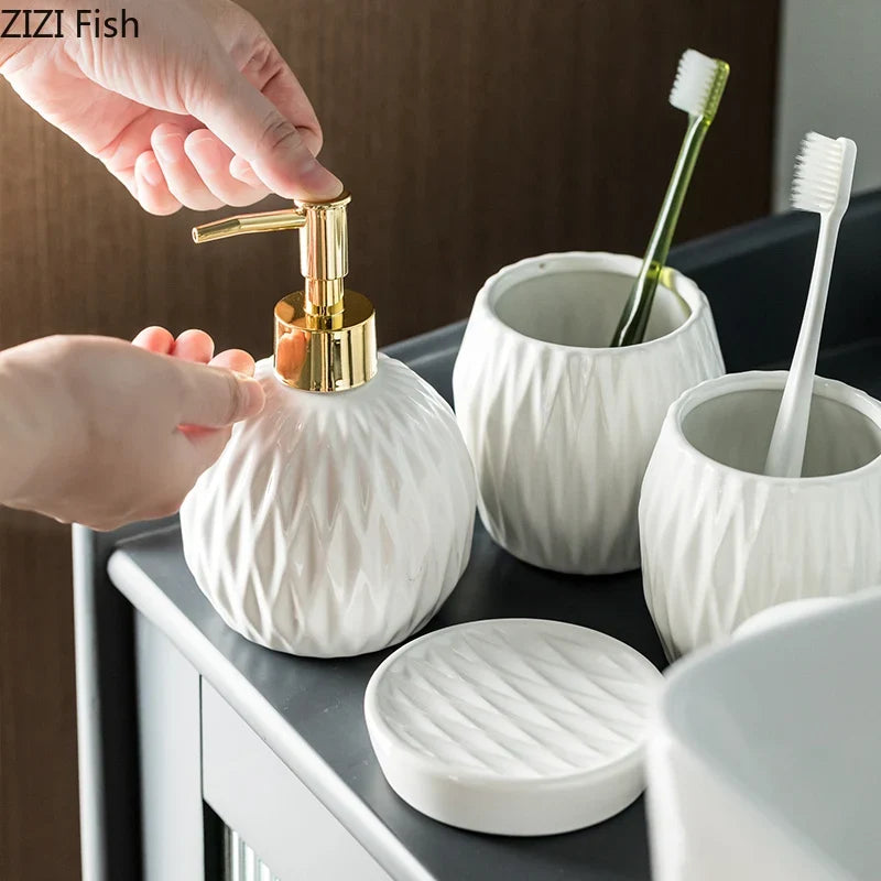 Elegância em Cerâmica para a Casa de Banho