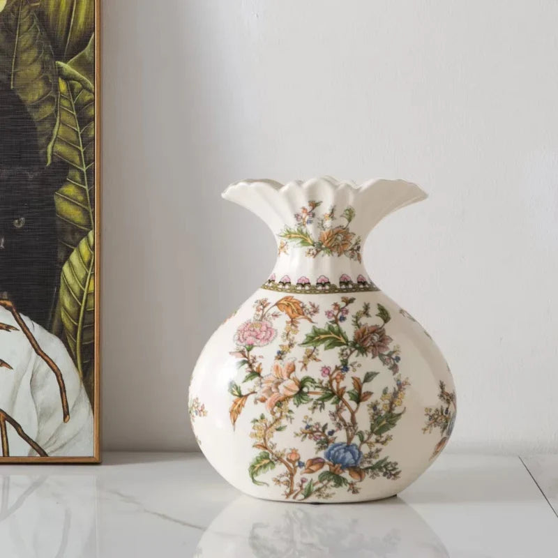 Elegante Jarra Floral em Cerâmica