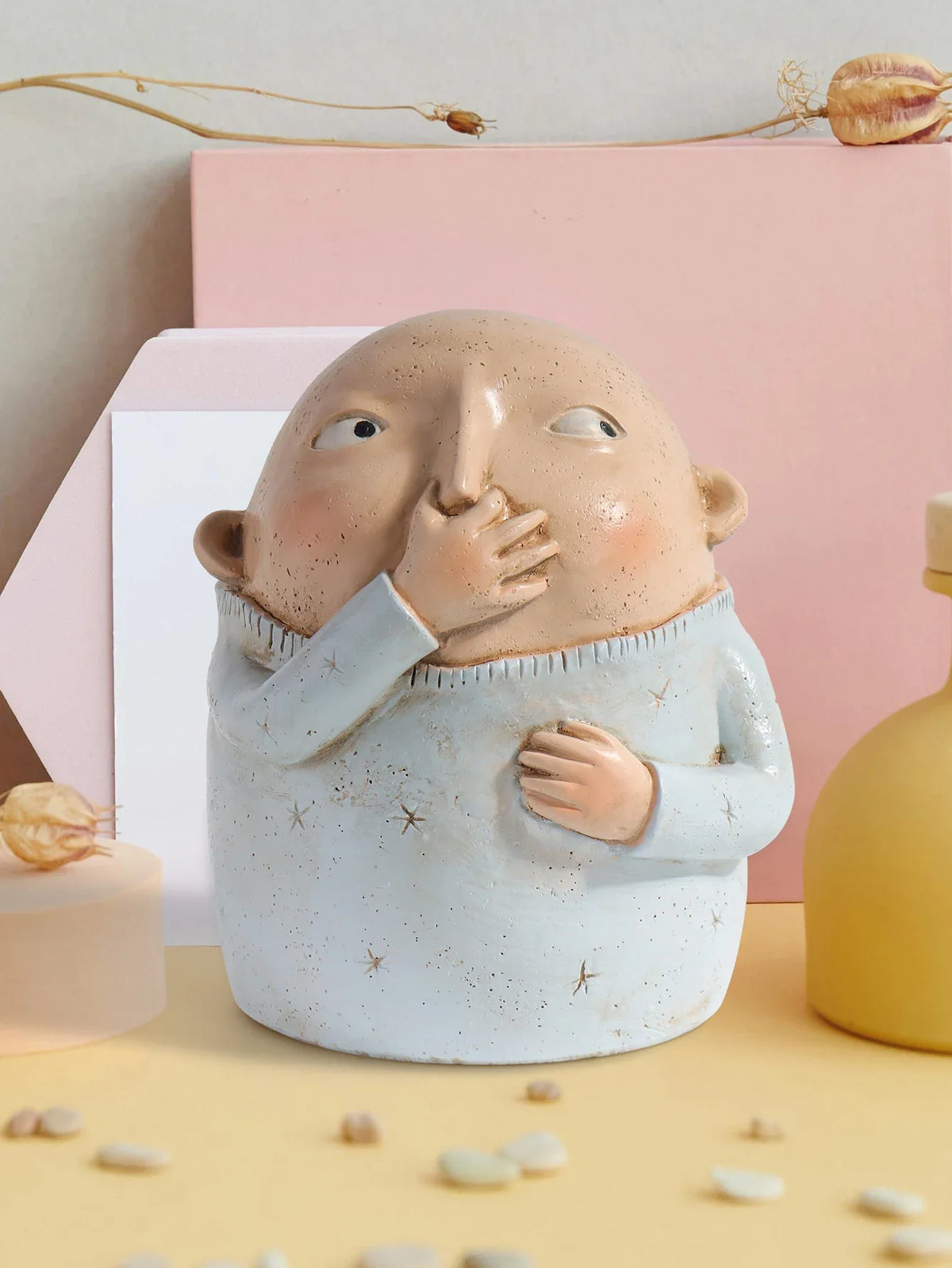 Estatueta Caprichosa em Resina