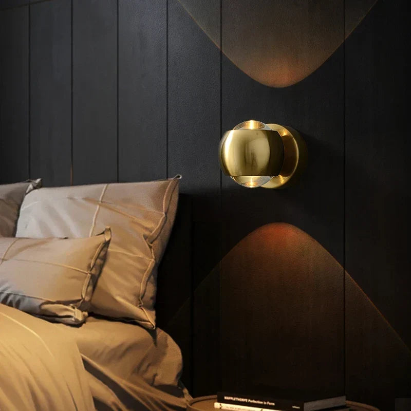 Candeeiro de Parede LED Moderno em Latão