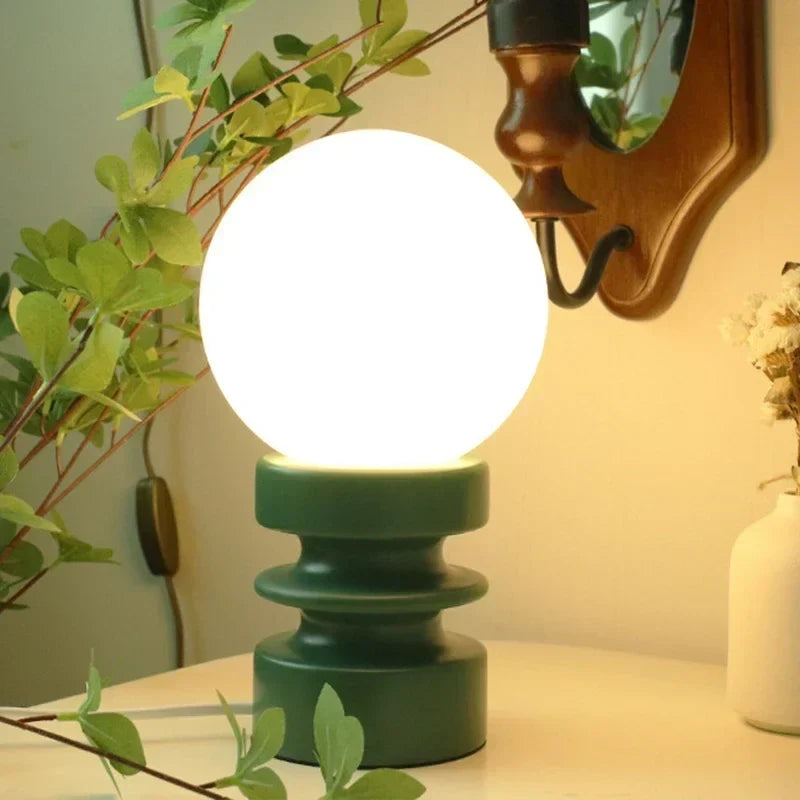 Tuija - Pequeno Candeeiro de Mesa Mobiliário Bauhaus