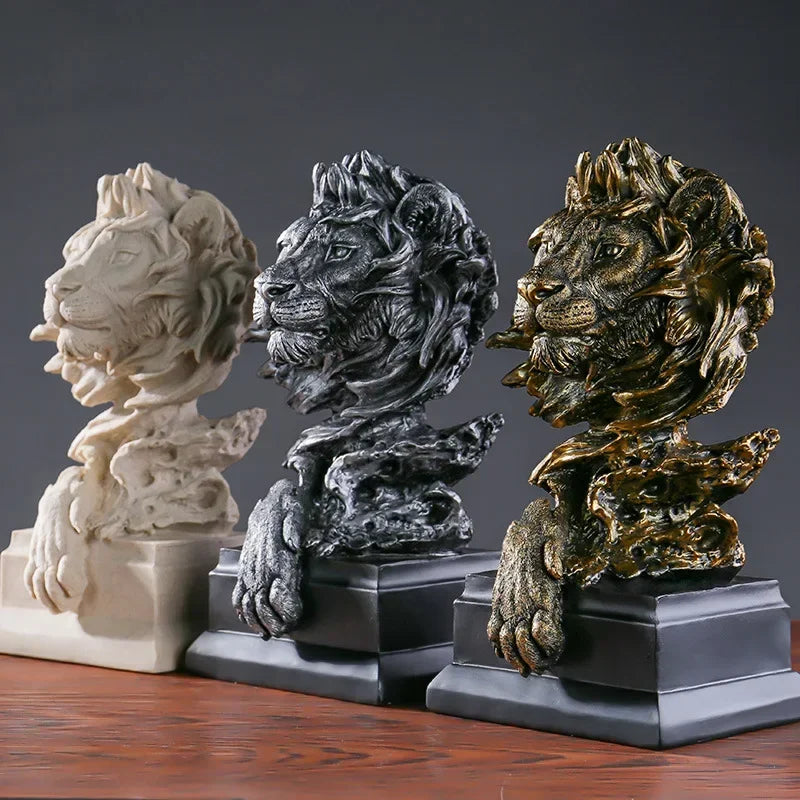 Elegante Escultura de Leão em Resina
