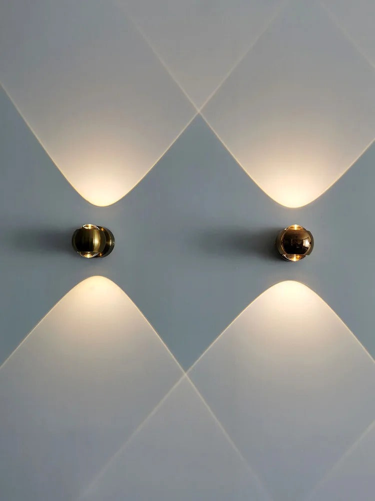 Candeeiro de Parede LED Moderno em Latão