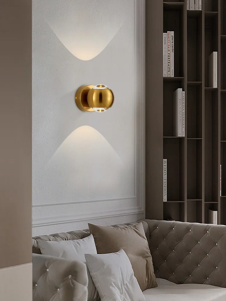 Candeeiro de Parede LED Moderno em Latão