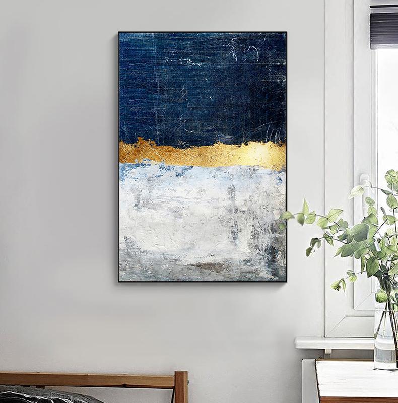 Tela Abstrata em Azul-Marinho e Dourado
