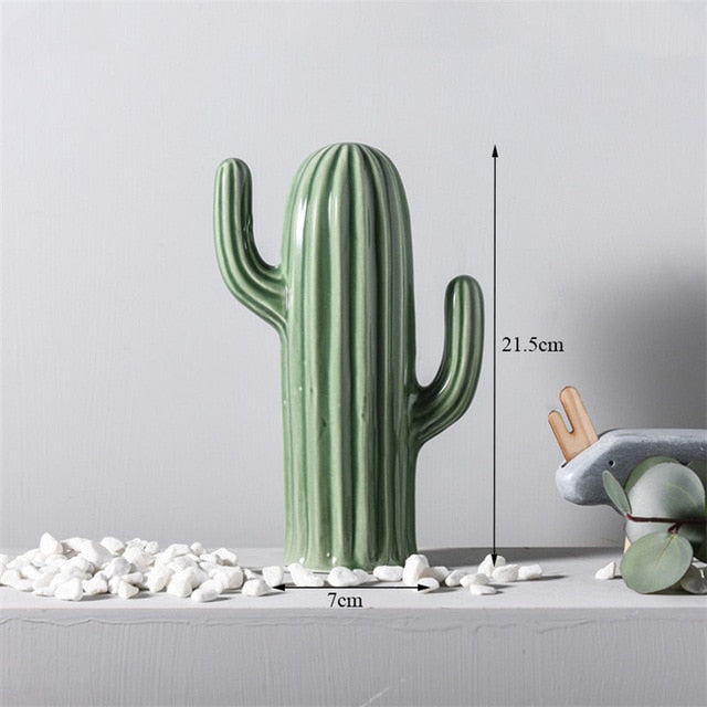 Escultura de Cato em Cerâmica Verde Saguaro