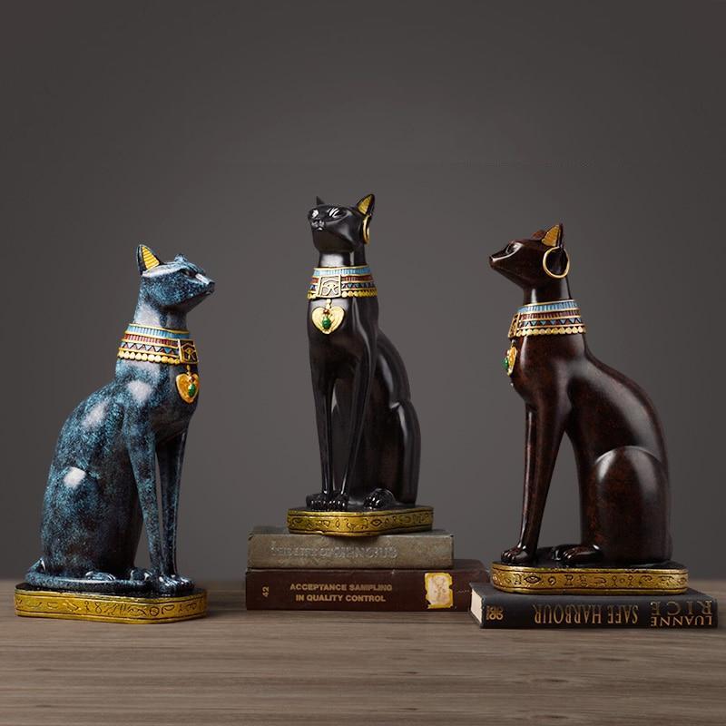 Escultura de Gato do Antigo Egito Bastet
