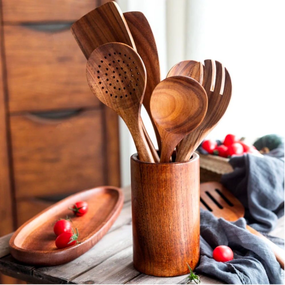 Conjunto de Utensílios de Cozinha em Madeira Natural – 7 Peças