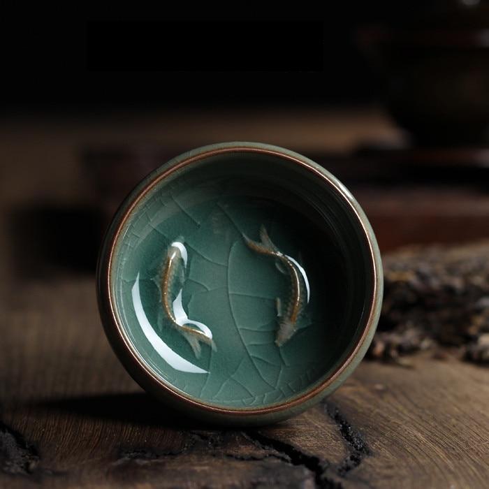 Chávena de Chá Celadon com Peixe Koi