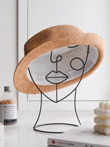 Escultura de Rosto Abstrato em Arte Linear Miro