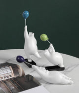 Escultura de Urso Polar com Balão Nanu