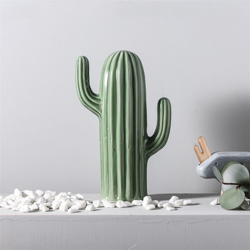 Escultura de Cato em Cerâmica Verde Saguaro