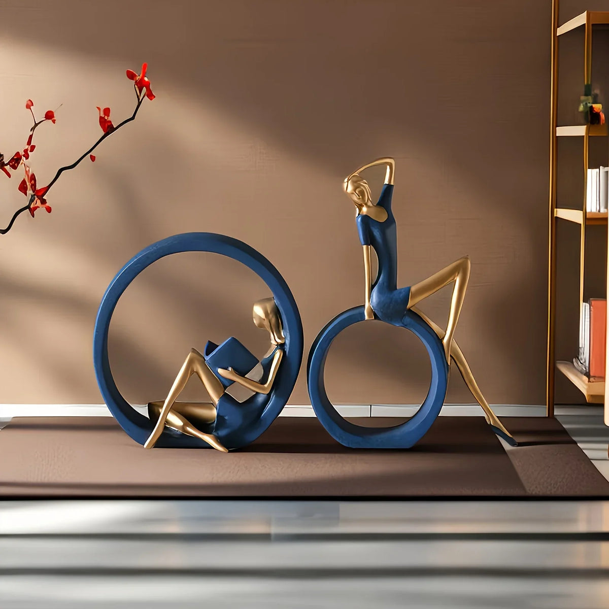 Elegante Estátua Leitora de Yoga