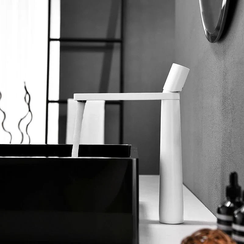 Elegante Torneira de Casa de Banho em Aço Inoxidável