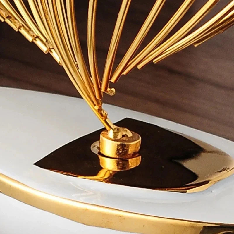 Elegante Escultura Abstrata em Cerâmica