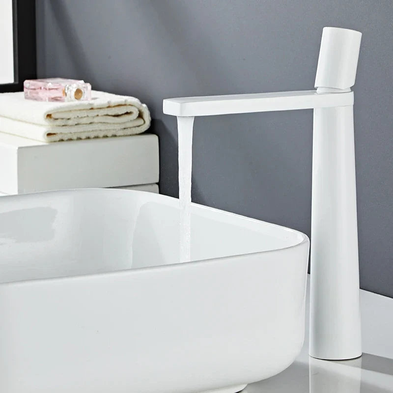 Elegante Torneira de Casa de Banho em Aço Inoxidável