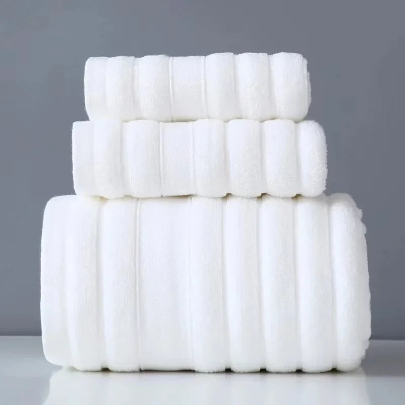 Luxuoso Conjunto de Toalhas de Algodão - 3 Peças