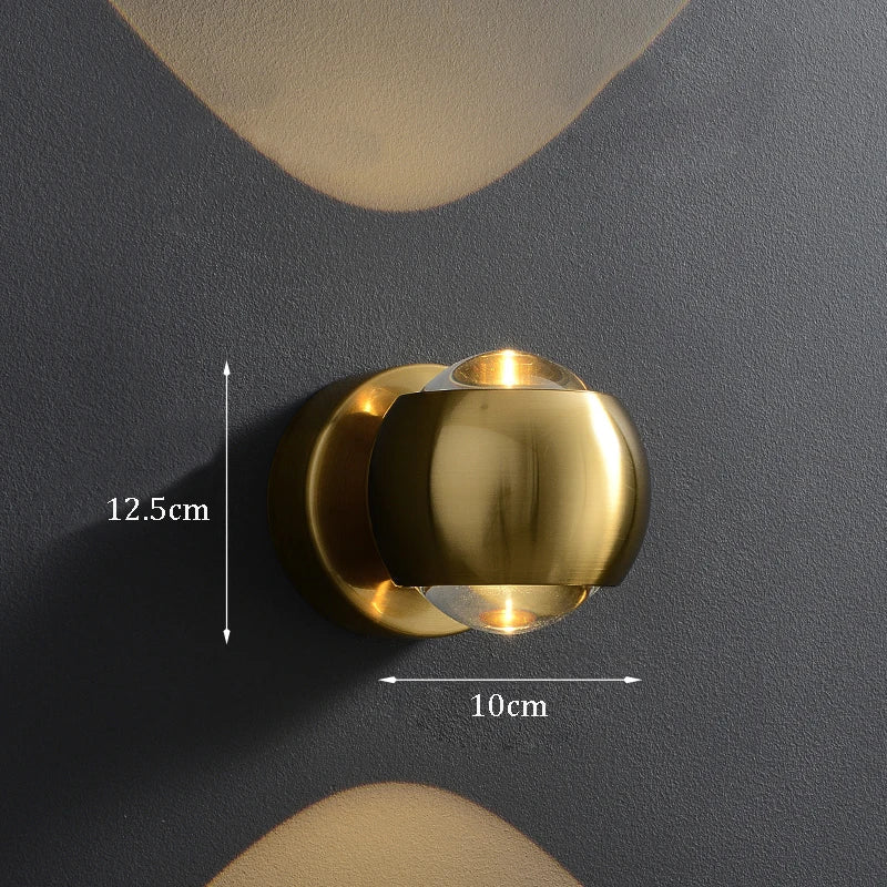 Candeeiro de Parede LED Moderno em Latão