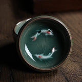 Chávena de Chá Celadon com Peixe Koi